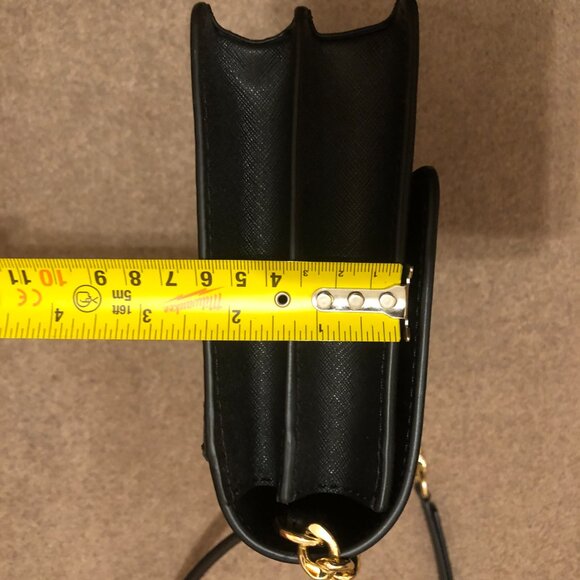Michael Kors - Daniela Large Saffiano Leather Crossbody Bag - Picture 15 of 16